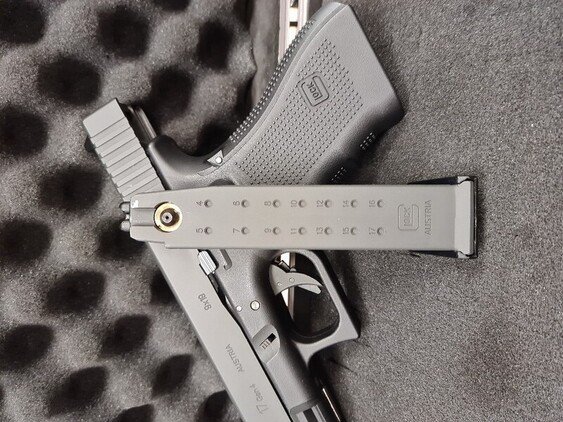 Glock 17 Gen4 4.5 mm Air Pistols - Gambar 4