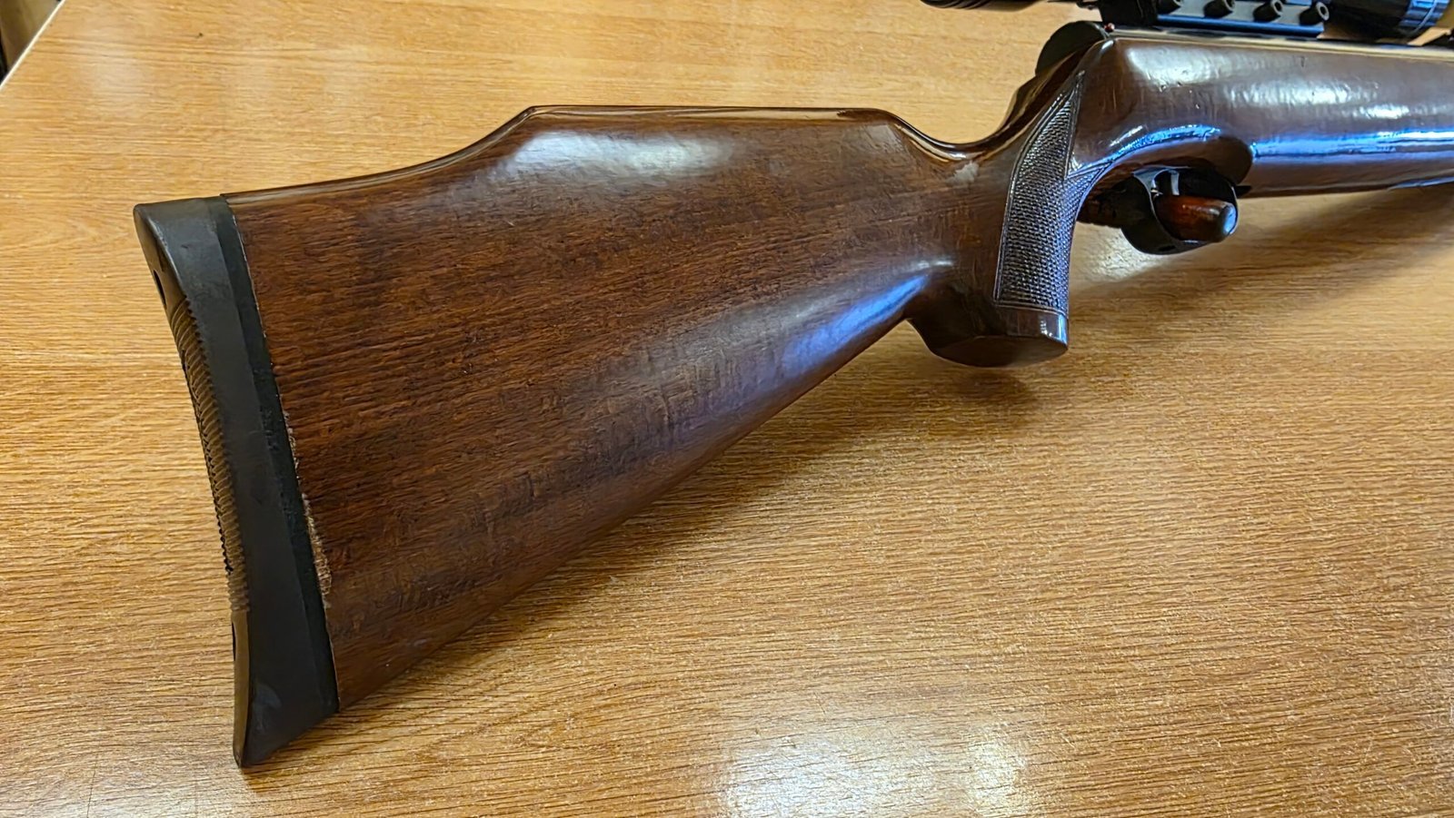 Senapan Weihrauch .22 HW 80 K - Gambar 8